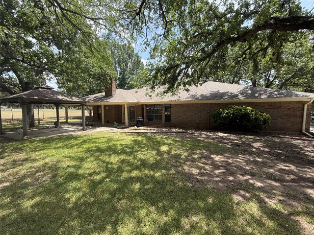 136 Busey Boulevard, Decatur, TX 76234