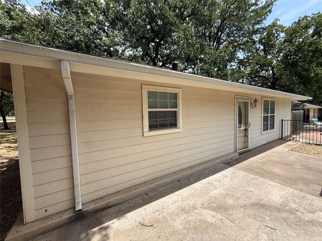 136 Busey Boulevard, Decatur, TX 76234