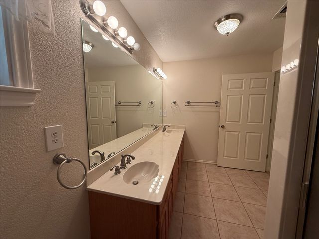 136 Busey Boulevard, Decatur, TX 76234