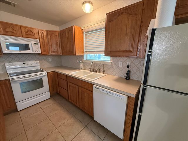 136 Busey Boulevard, Decatur, TX 76234