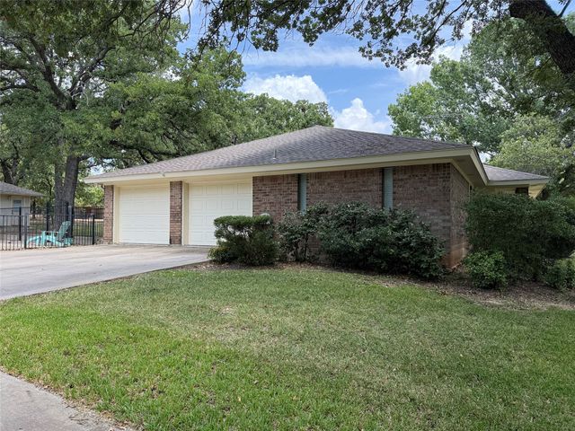 136 Busey Boulevard, Decatur, TX 76234