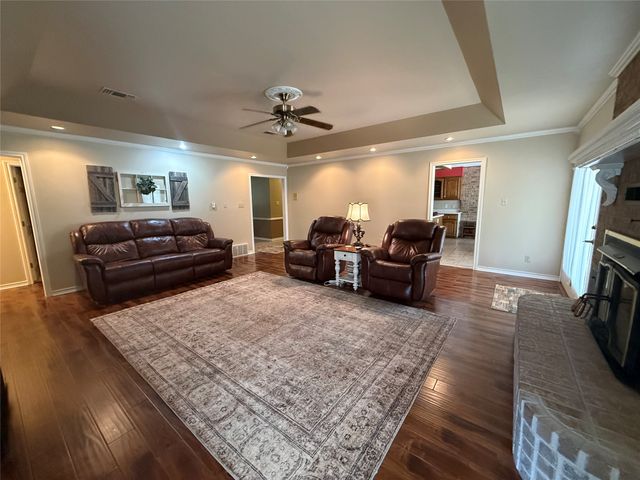 136 Busey Boulevard, Decatur, TX 76234
