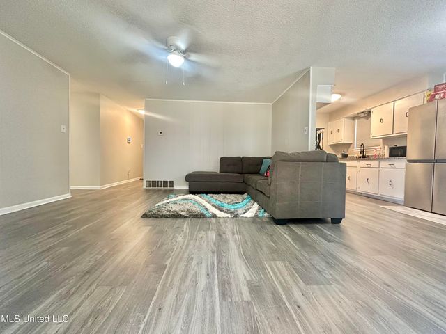 6895 Belle Meade Road, Horn Lake, MS 38637