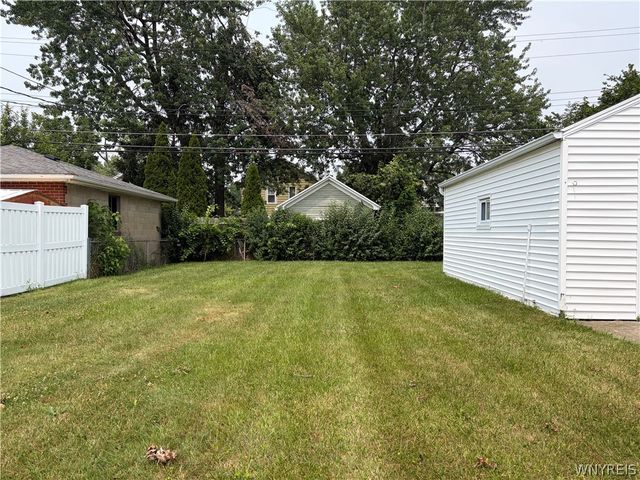 277 Kinsey Avenue, Tonawanda, NY 14217