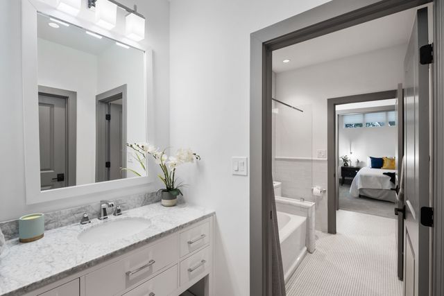 2014 Lakeland Drive, Dallas, TX 75218