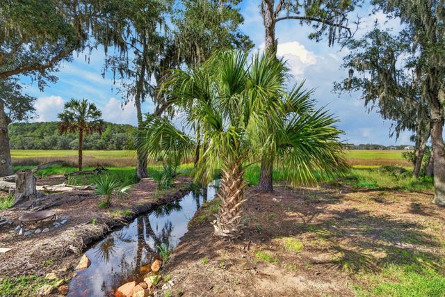 1124 Saint Pauls Parrish Lane, Johns Island, SC 29455