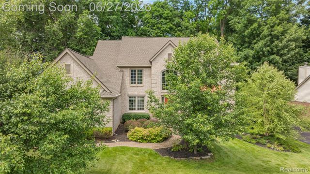 39566 Danielle Drive, Northville Township, MI 48167