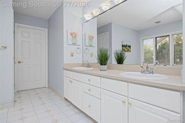 39566 Danielle Drive, Northville Township, MI 48167