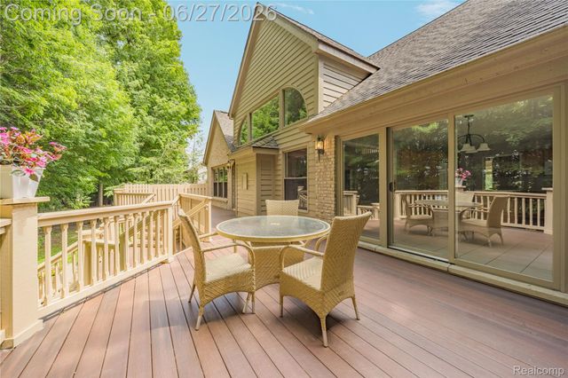 39566 Danielle Drive, Northville Township, MI 48167