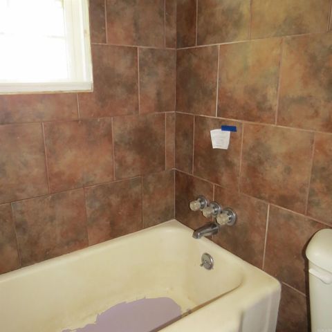 129 E Willis Street, Monticello, AR 71655