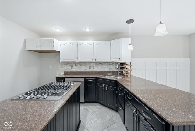 11510 Bloomfield Drive S, Indianapolis, IN 46259