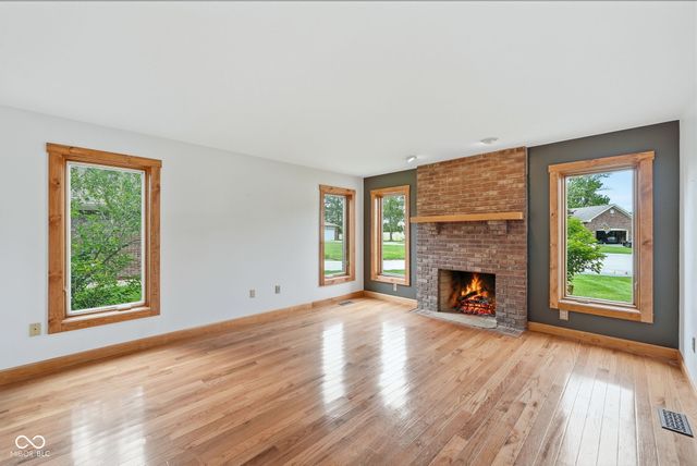 11510 Bloomfield Drive S, Indianapolis, IN 46259