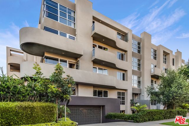 1521 Greenfield Avenue 205, Los Angeles, CA 90025