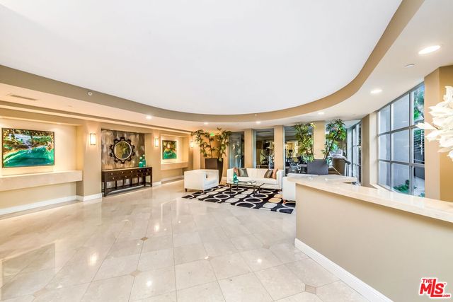 1521 Greenfield Avenue 205, Los Angeles, CA 90025