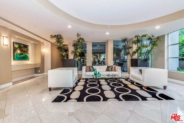 1521 Greenfield Avenue 205, Los Angeles, CA 90025