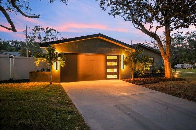 1441 FAIRWAY DRIVE, Dunedin, FL 34698