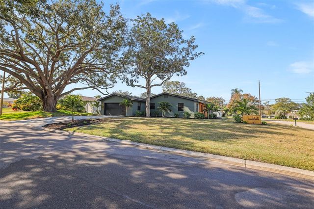 1441 FAIRWAY DRIVE, Dunedin, FL 34698