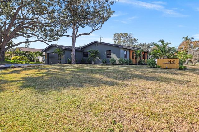 1441 FAIRWAY DRIVE, Dunedin, FL 34698