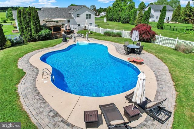 536 KUHN FORDING RD, East Berlin, PA 17316