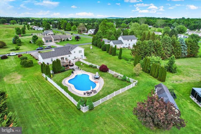 536 KUHN FORDING RD, East Berlin, PA 17316