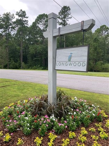 359 Salt Creek Way E, Brunswick, GA 31523