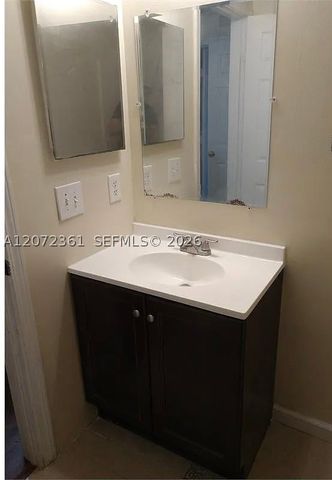 1600 SW 44th Ave, Fort Lauderdale, FL 33317