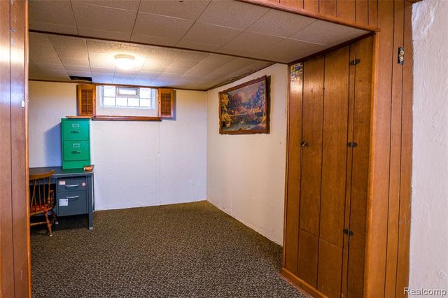 1812 Hanford Avenue, Lincoln Park, MI 48146