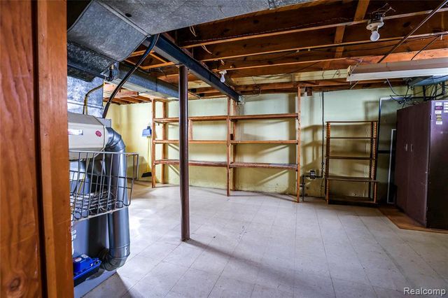 1812 Hanford Avenue, Lincoln Park, MI 48146