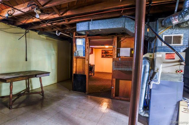 1812 Hanford Avenue, Lincoln Park, MI 48146