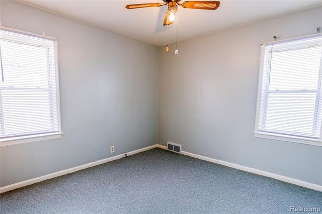 1812 Hanford Avenue, Lincoln Park, MI 48146