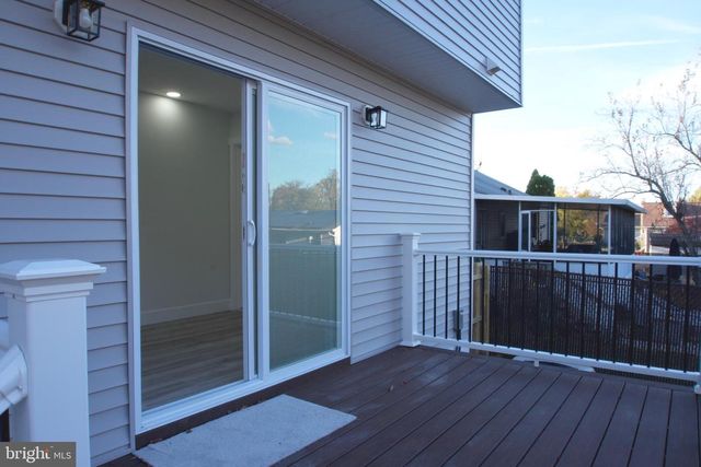 255 ELIZABETH AVE, Paulsboro, NJ 08066