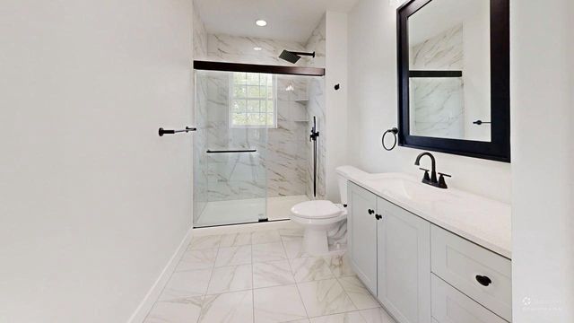 255 ELIZABETH AVE, Paulsboro, NJ 08066