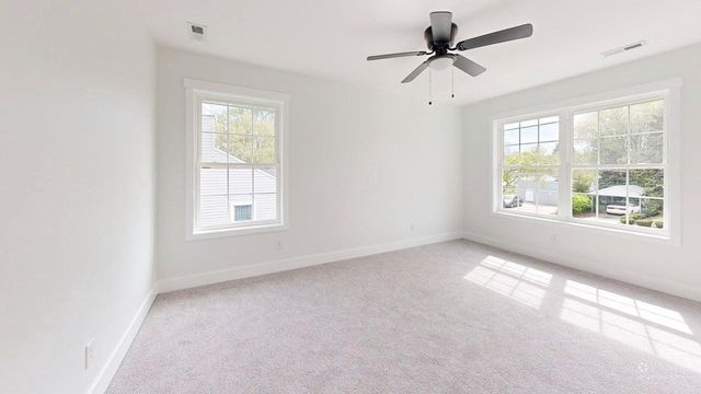 255 ELIZABETH AVE, Paulsboro, NJ 08066