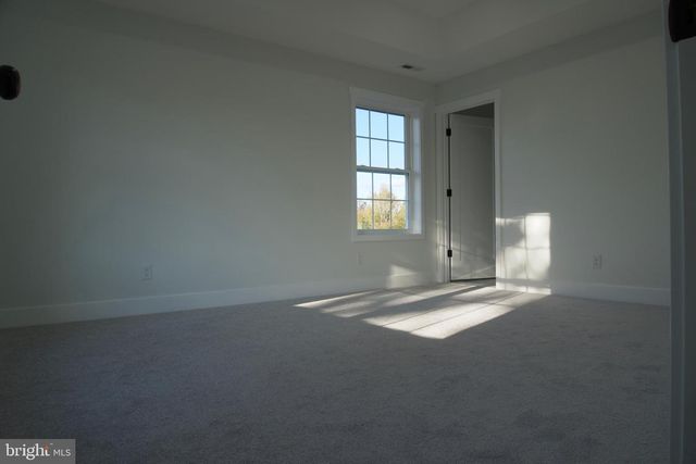 255 ELIZABETH AVE, Paulsboro, NJ 08066