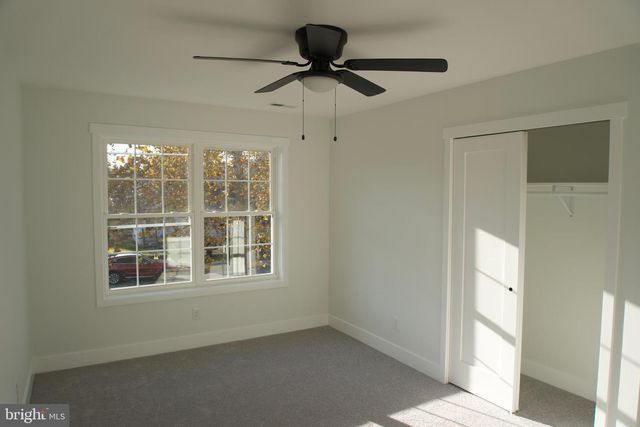 255 ELIZABETH AVE, Paulsboro, NJ 08066