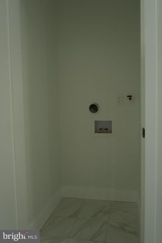 255 ELIZABETH AVE, Paulsboro, NJ 08066