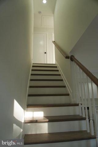 255 ELIZABETH AVE, Paulsboro, NJ 08066