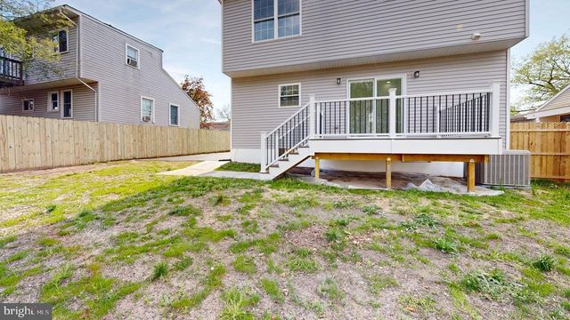 255 ELIZABETH AVE, Paulsboro, NJ 08066
