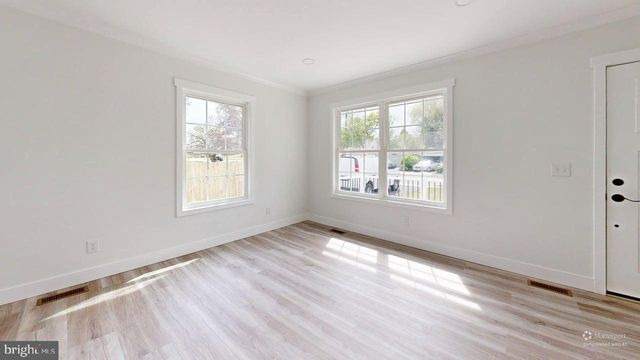 255 ELIZABETH AVE, Paulsboro, NJ 08066