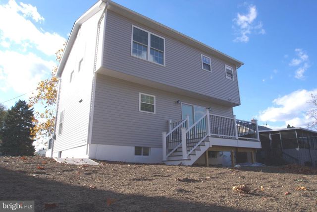 255 ELIZABETH AVE, Paulsboro, NJ 08066