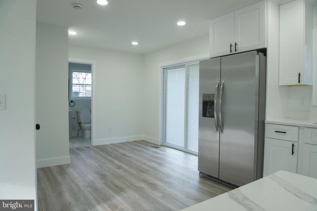 255 ELIZABETH AVE, Paulsboro, NJ 08066