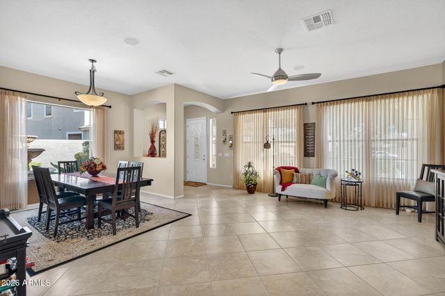 10647 E Lindner Circle, Mesa, AZ 85209