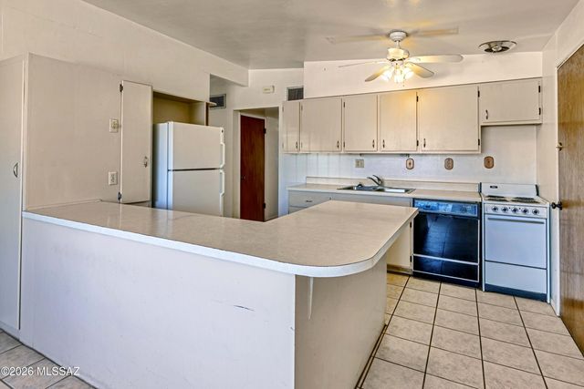 4320 E Hayhurst Street, Tucson, AZ 85712