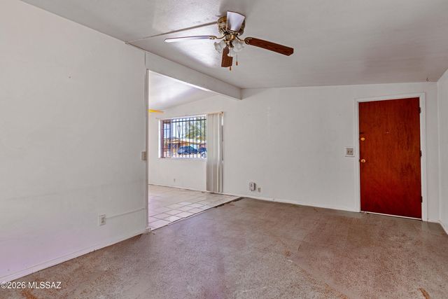 4320 E Hayhurst Street, Tucson, AZ 85712