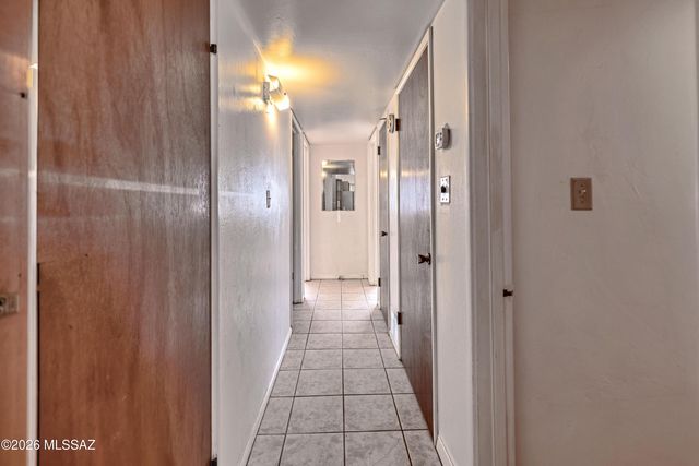 4320 E Hayhurst Street, Tucson, AZ 85712