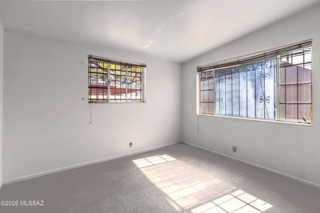 4320 E Hayhurst Street, Tucson, AZ 85712