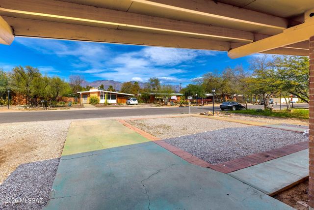 4320 E Hayhurst Street, Tucson, AZ 85712