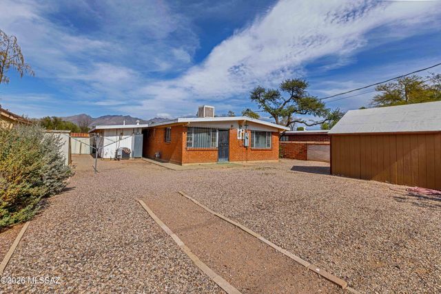 4320 E Hayhurst Street, Tucson, AZ 85712