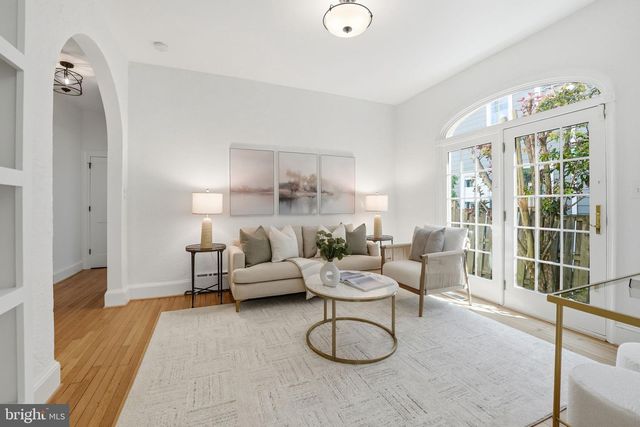 1815 N HIGHLAND ST, Arlington, VA 22201