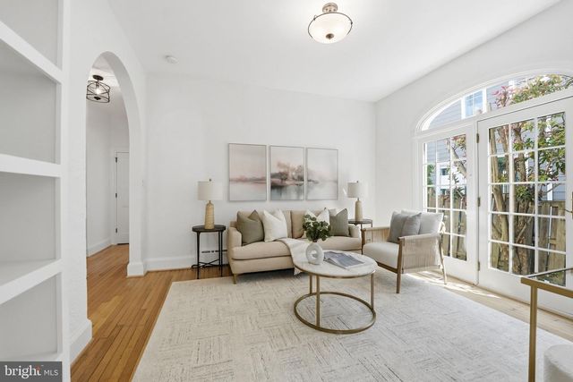 1815 N HIGHLAND ST, Arlington, VA 22201